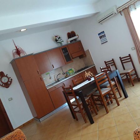 Apartament Gloria&Mitati Орикум Екстериор снимка