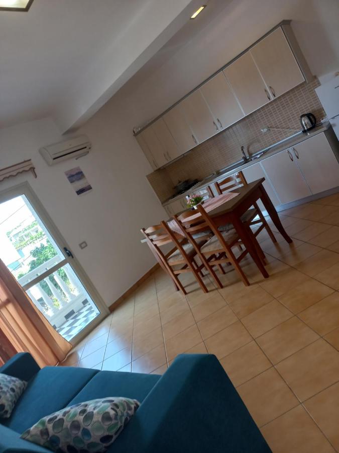 Apartament Gloria&Mitati Орикум Екстериор снимка