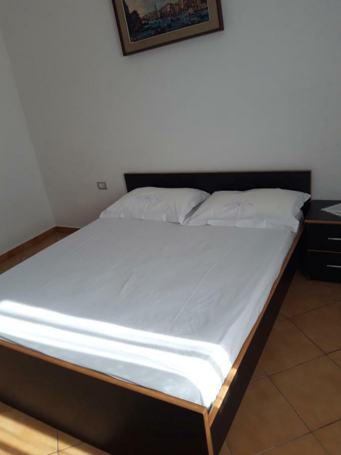 Apartament Gloria&Mitati Орикум Екстериор снимка